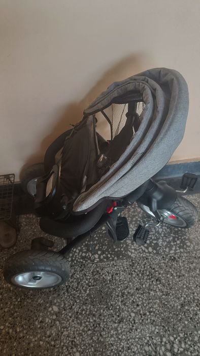 Продавам триколка марка Byox модел SCAR