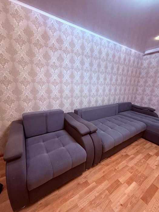 Продам Диван почти новый в идеальном состоянии
