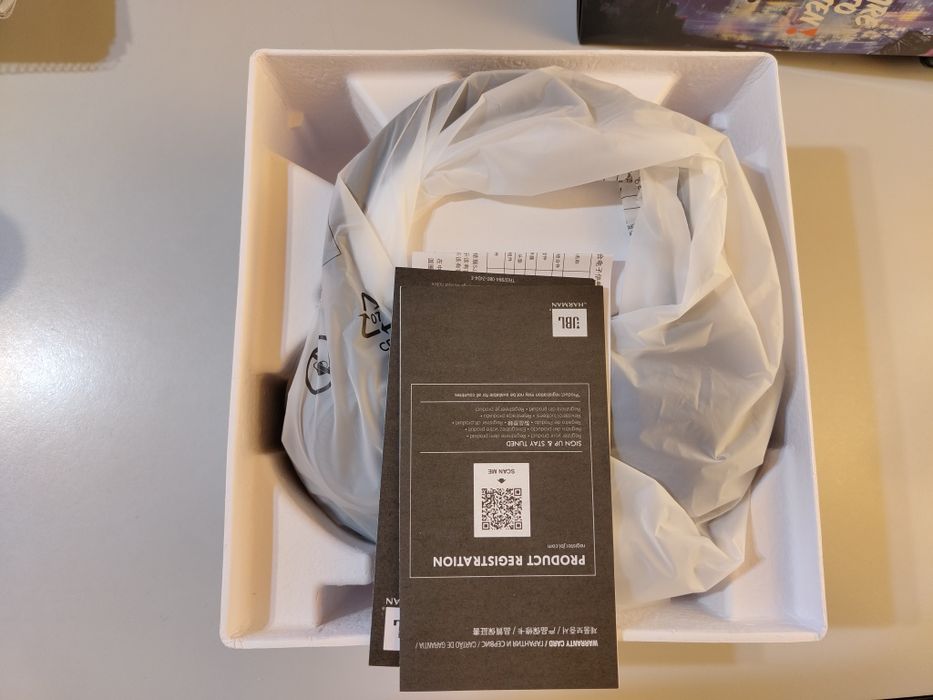 Căști JBL gaming cu microfon