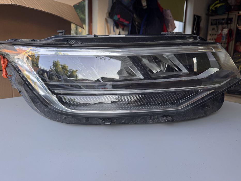 Far dreapta Led Volkswagen Tiguan 5NA