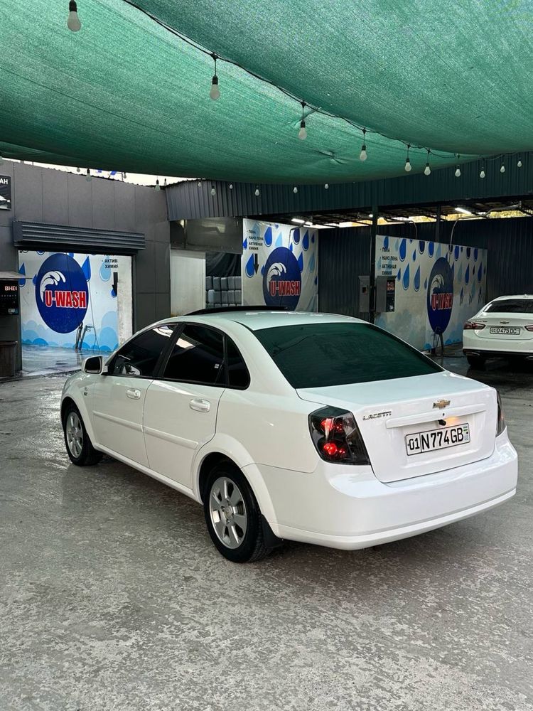 Chevrolet Gentra AT