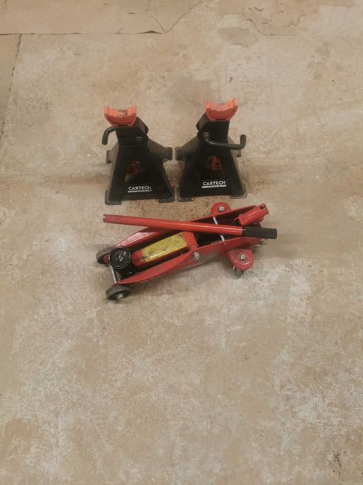 Închiriez cric hidraulic + capre auto 3T – scule profesionale opțional