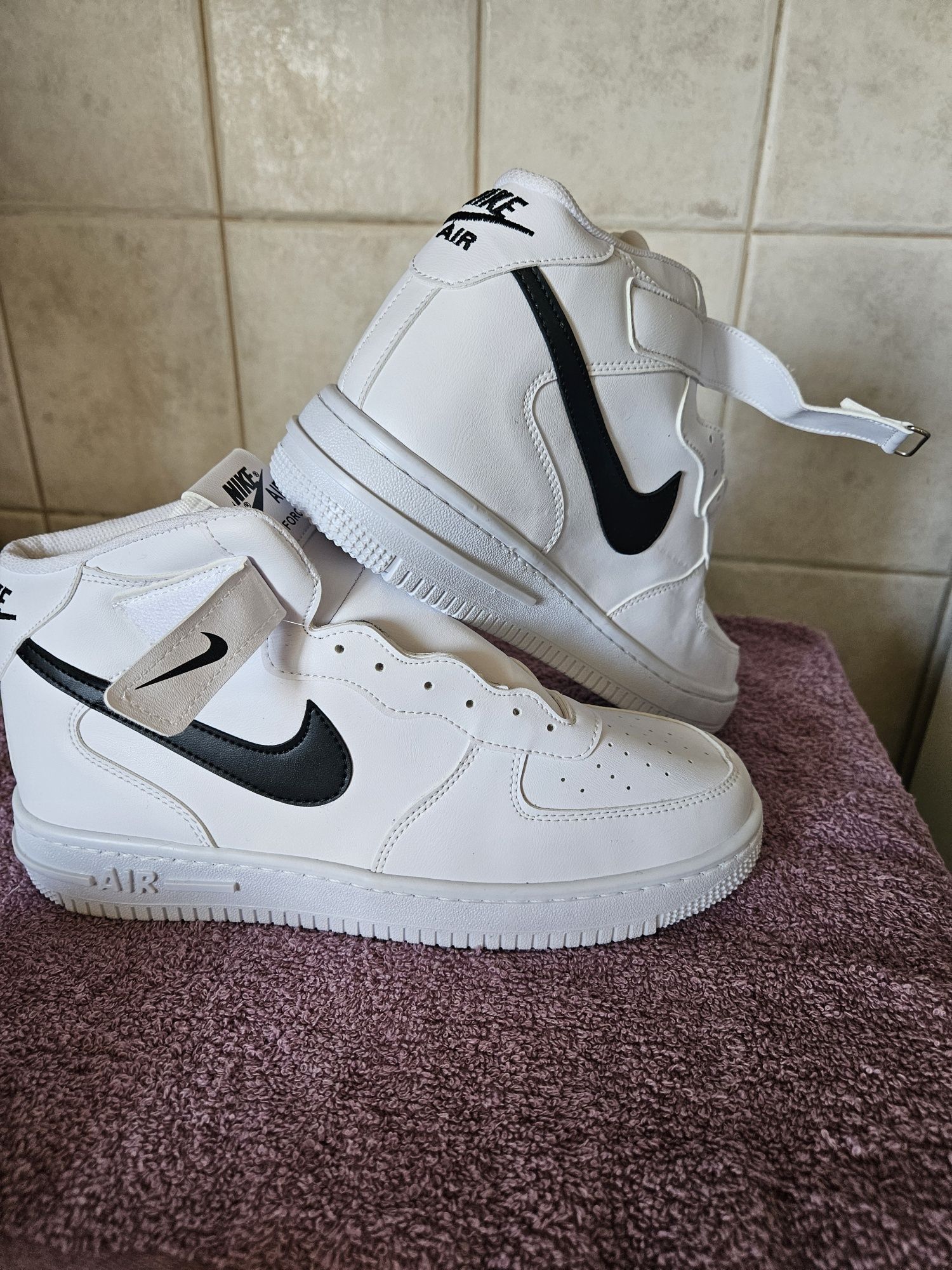 Adidași Nike air si jordan