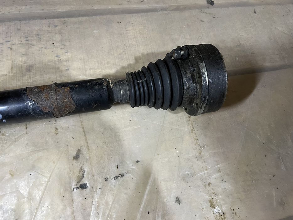 Planetara dreapta pt vw passat b6 1.9 105cp bls 5 trepte manual