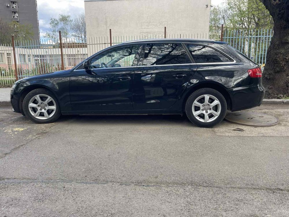 Audi A4 B8 на части