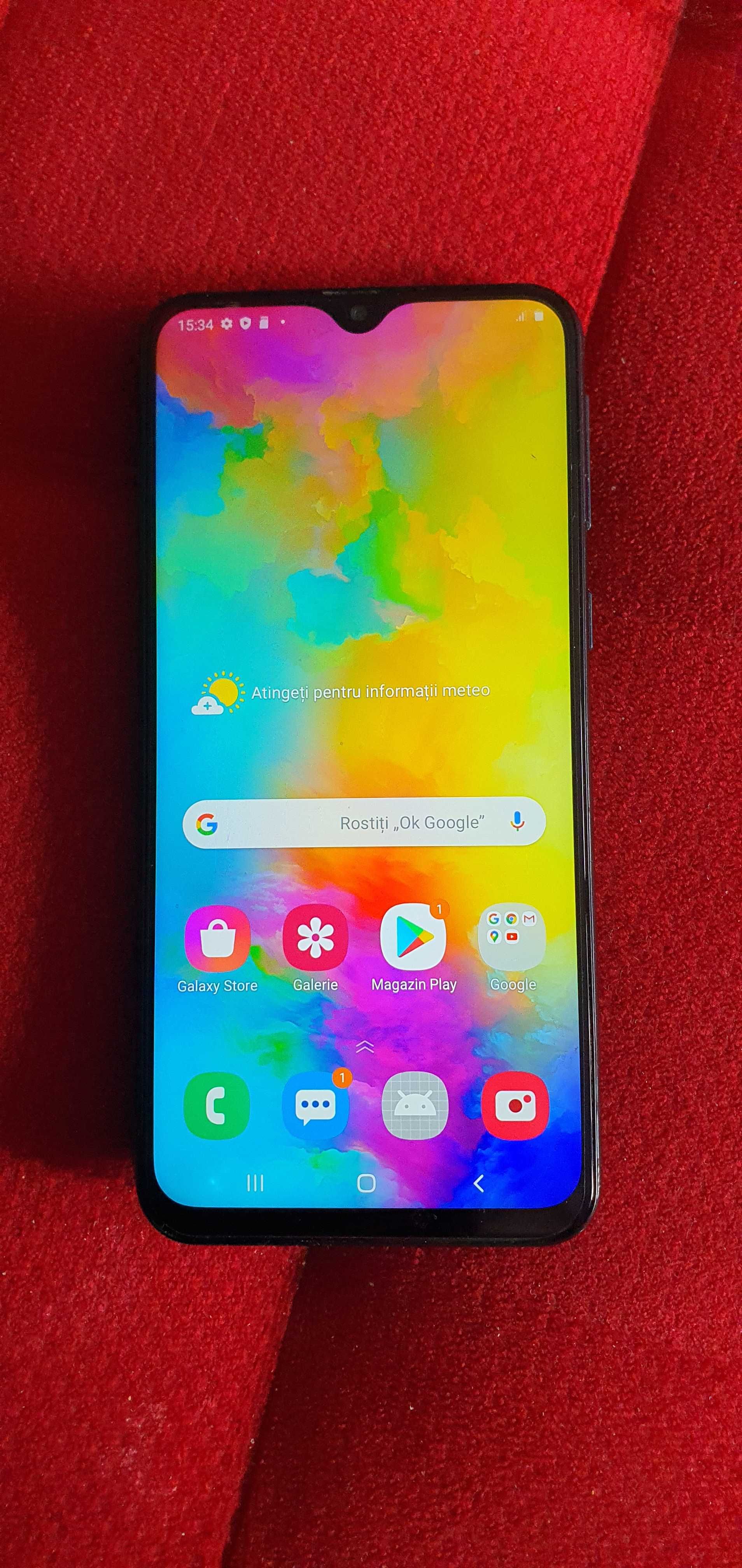 SAMSUNG M20 la cutie -cu mic defect