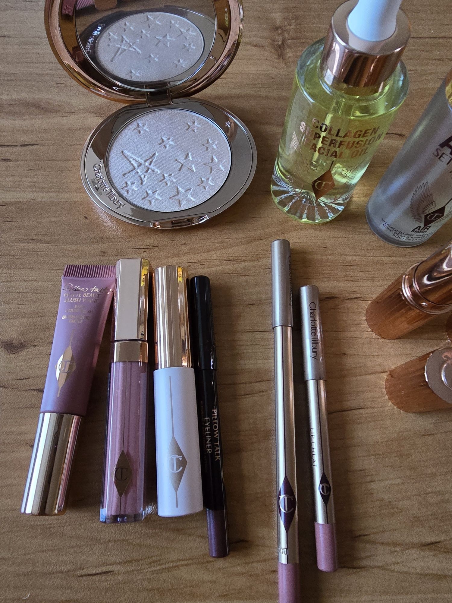 Оригинална козметика на Charlotte Tilbury