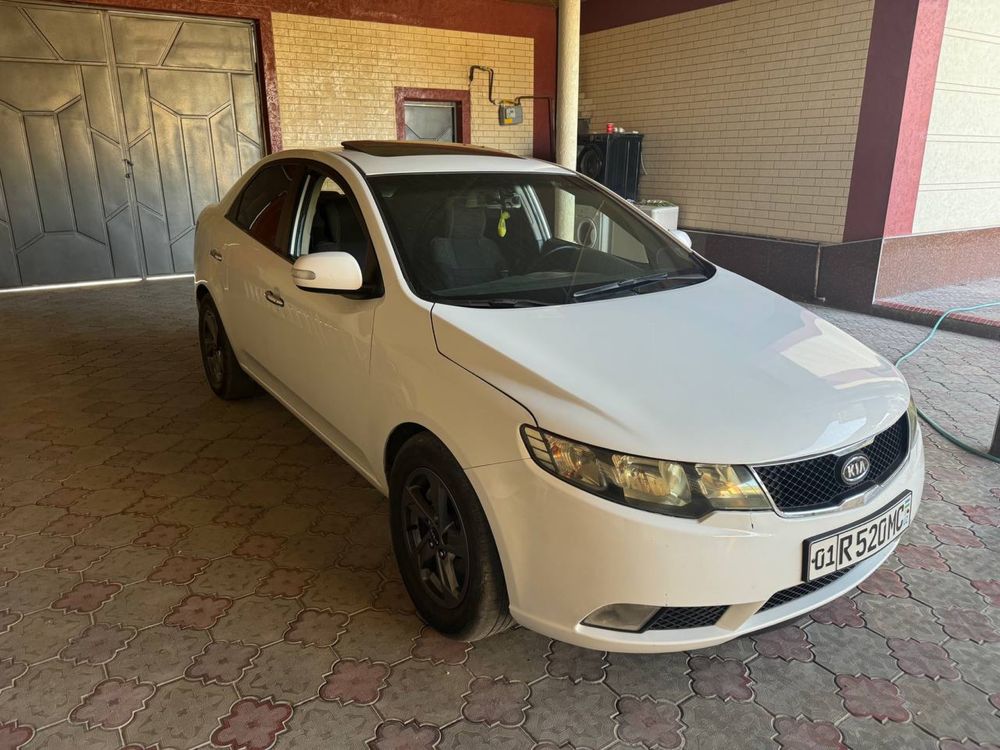 Kia Forte sotiladi xolati rasxodlarsiz Срочно