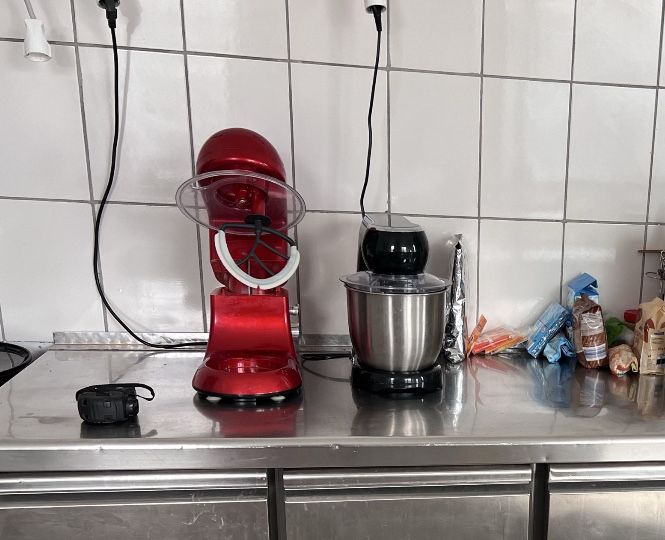 Echipamente profesionale | Masa de lucru frigorifica | 2 frigidere