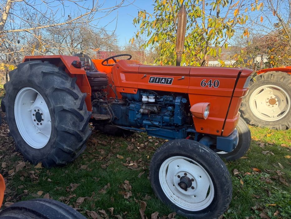 Tractor Fiat 640