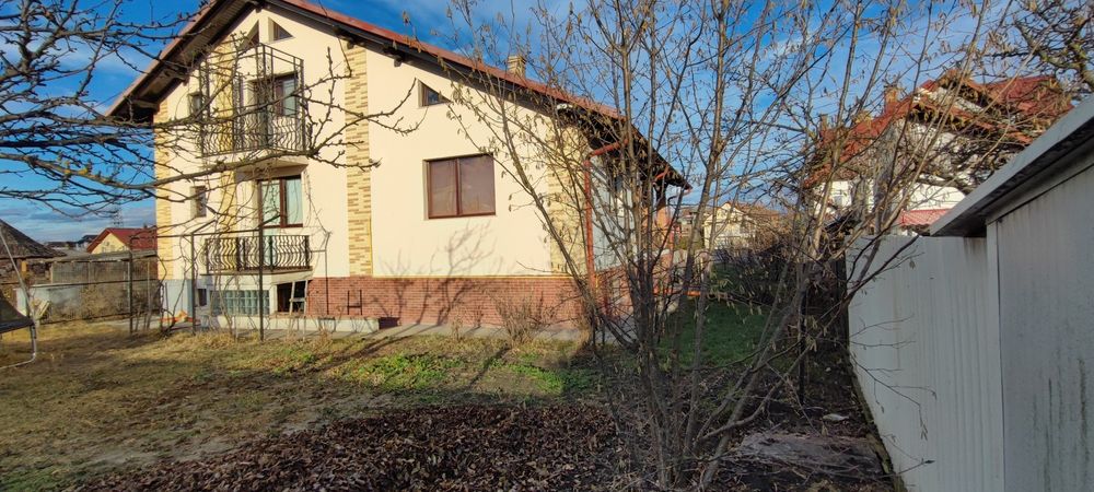 Casă de vânzare Ipotești ( zona Hereditas )