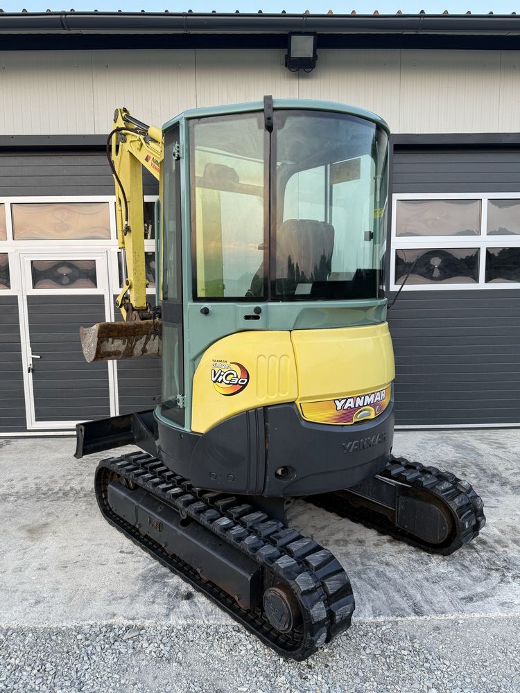 Miniescavator yanmar 3,5 tone