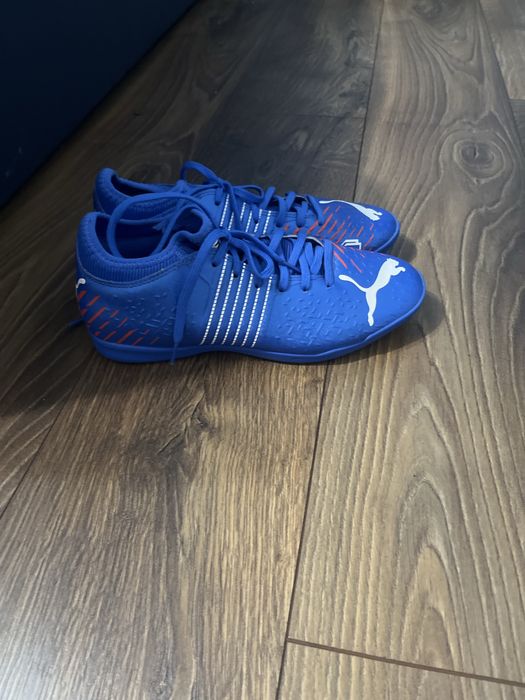 ghete de fotbal puma (sala)