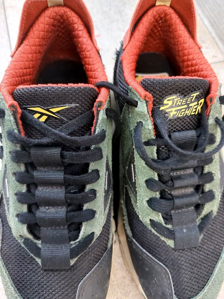 Маратонки Reebok,37,5 номер