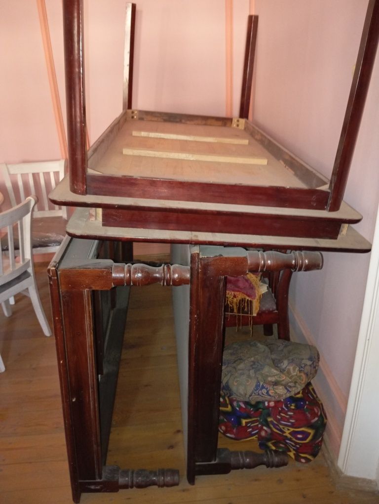 Продам большие столы длинна 2м ширина 1м. 4 шт