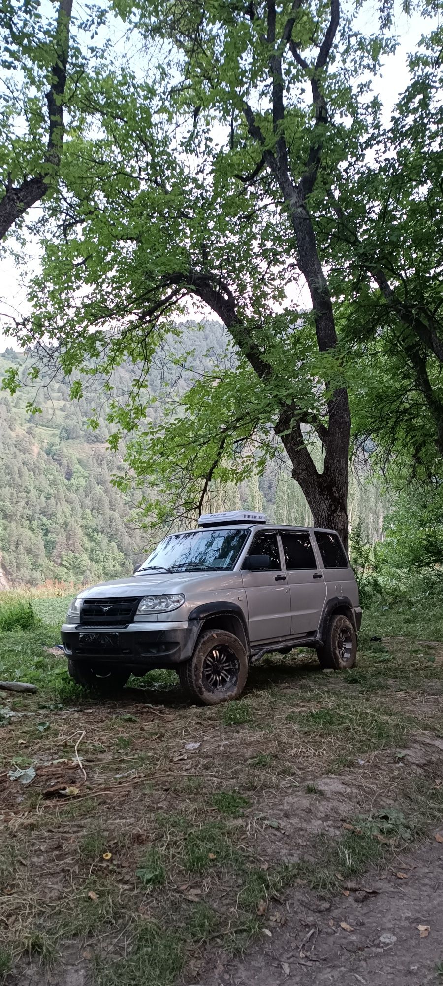 Uaz patriot yengil jip