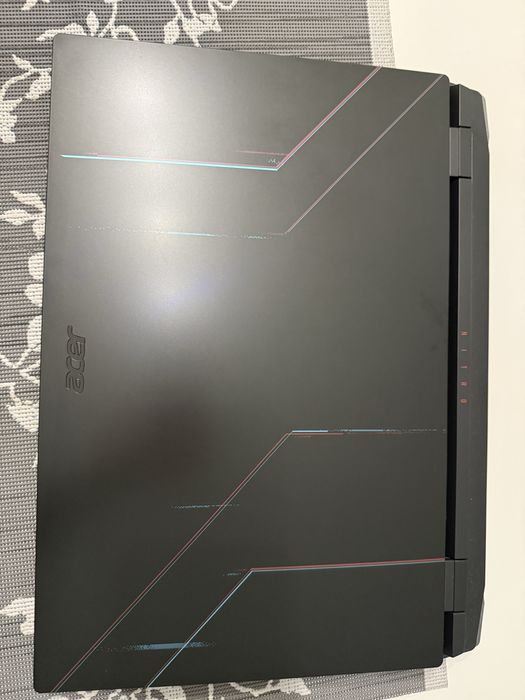 Геймърски лаптоп Acer Nitro 5
