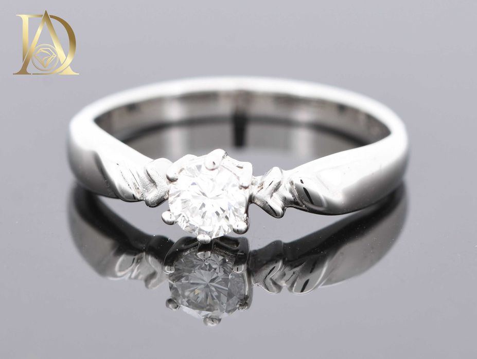 Нов Златен Пръстен с 0.30кт Естествен Диамант