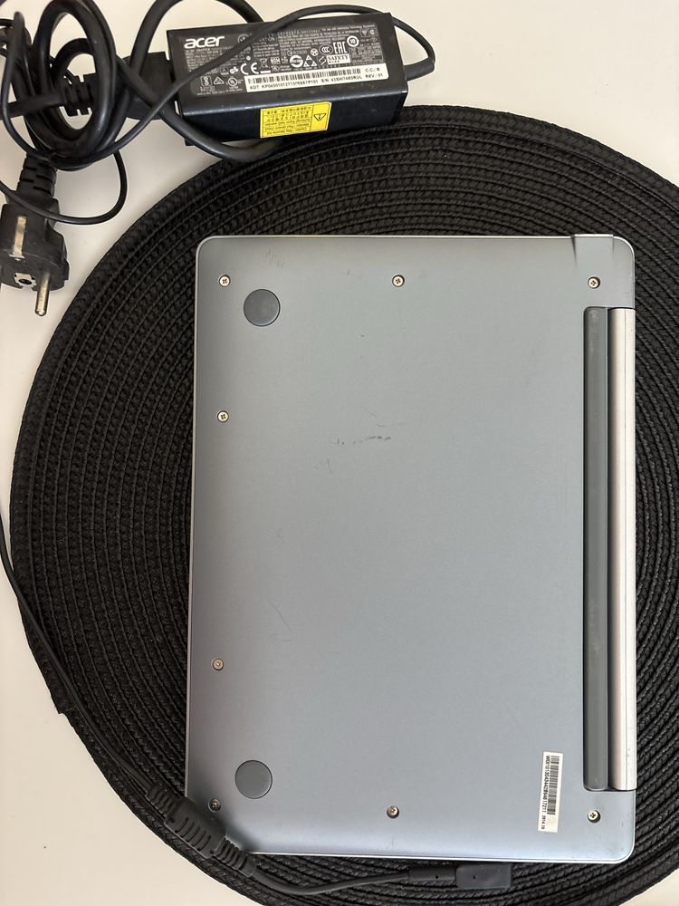 Laptop 2/1 Acer 10.1