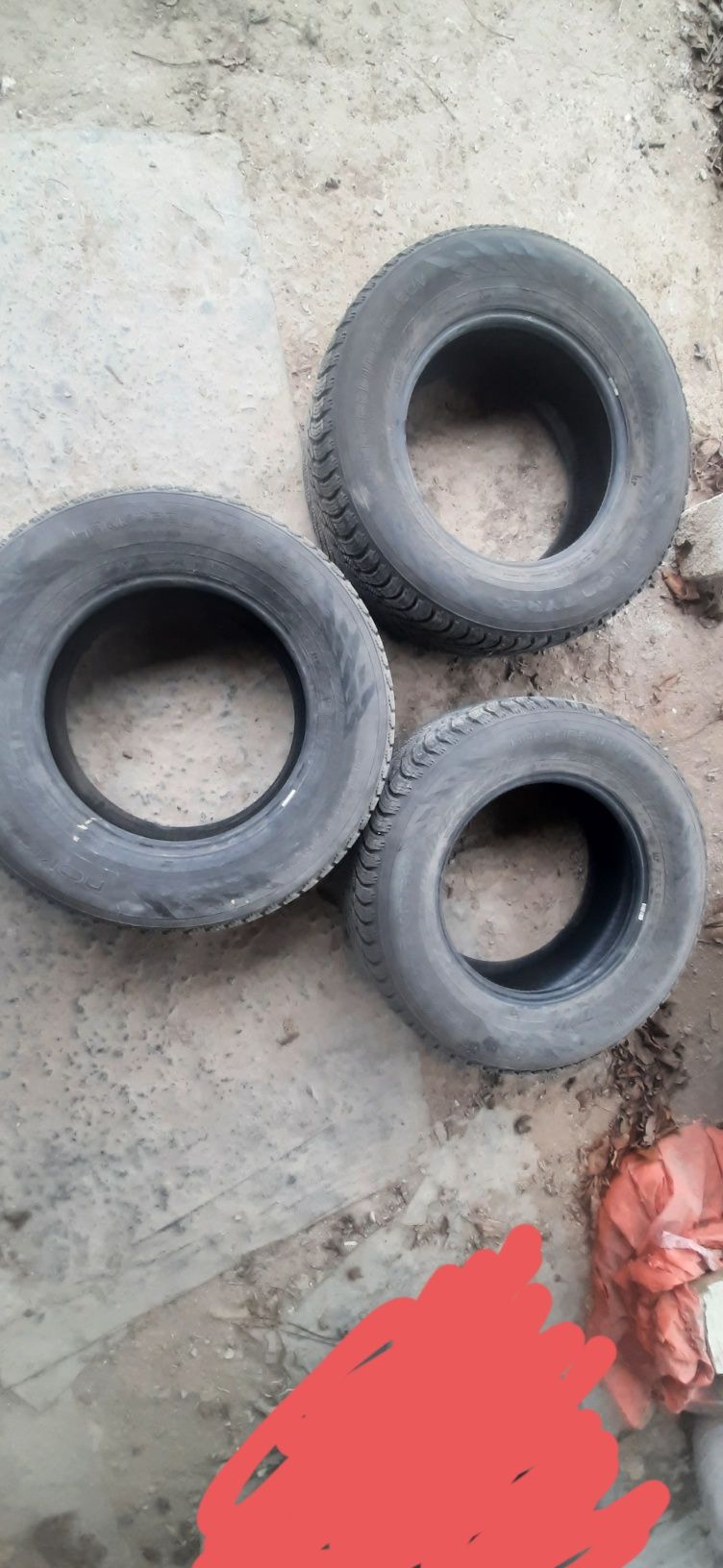 Шины зимние Nokian   265/65/17