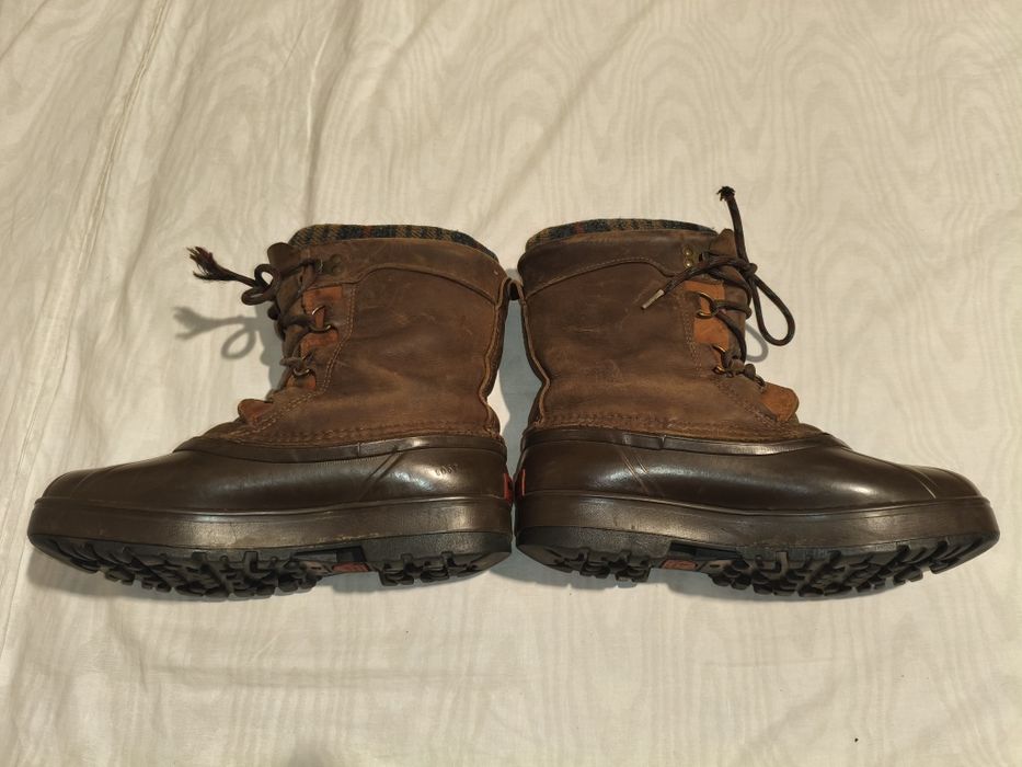 Bocanci Sorel Steel Shank Made in Canada mărime 9 impermeabil cauciuc