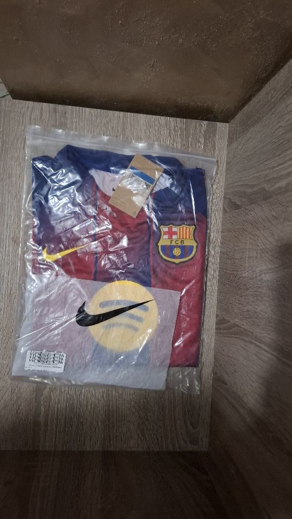 Barcelona new season jersey цена 59,99