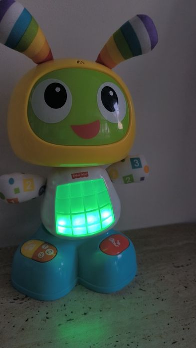 Robotel interactiv Mattel Fisher-Price: BeatBo