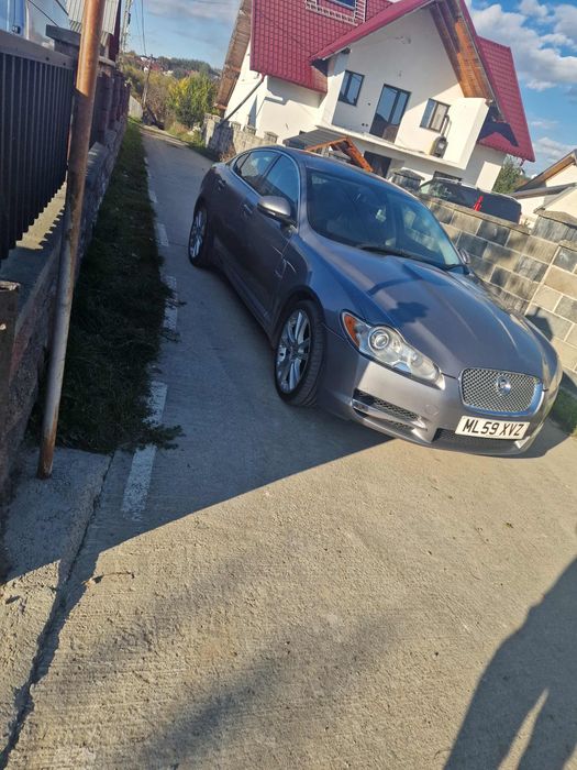 JAGUAR XF 2010 3.0