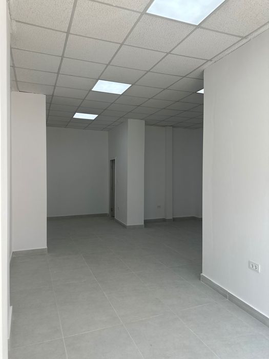 Spațiu comercial de închiriat