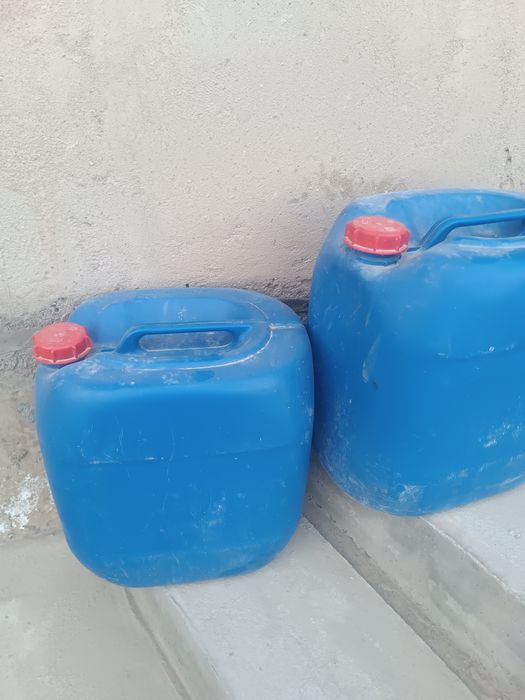 Продам канистры питьевые