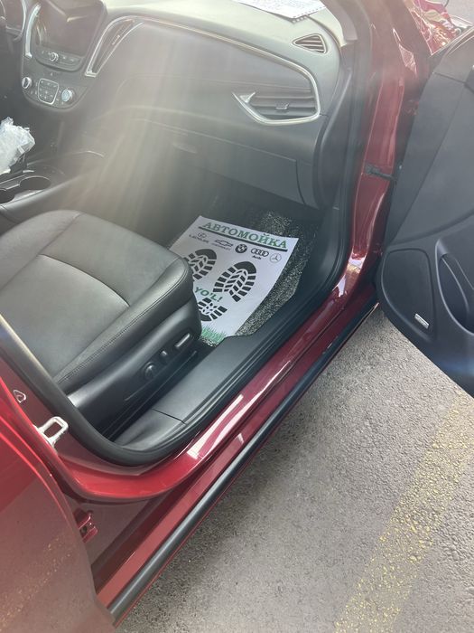 Срочно продаётся малибу небитая и некрашеная