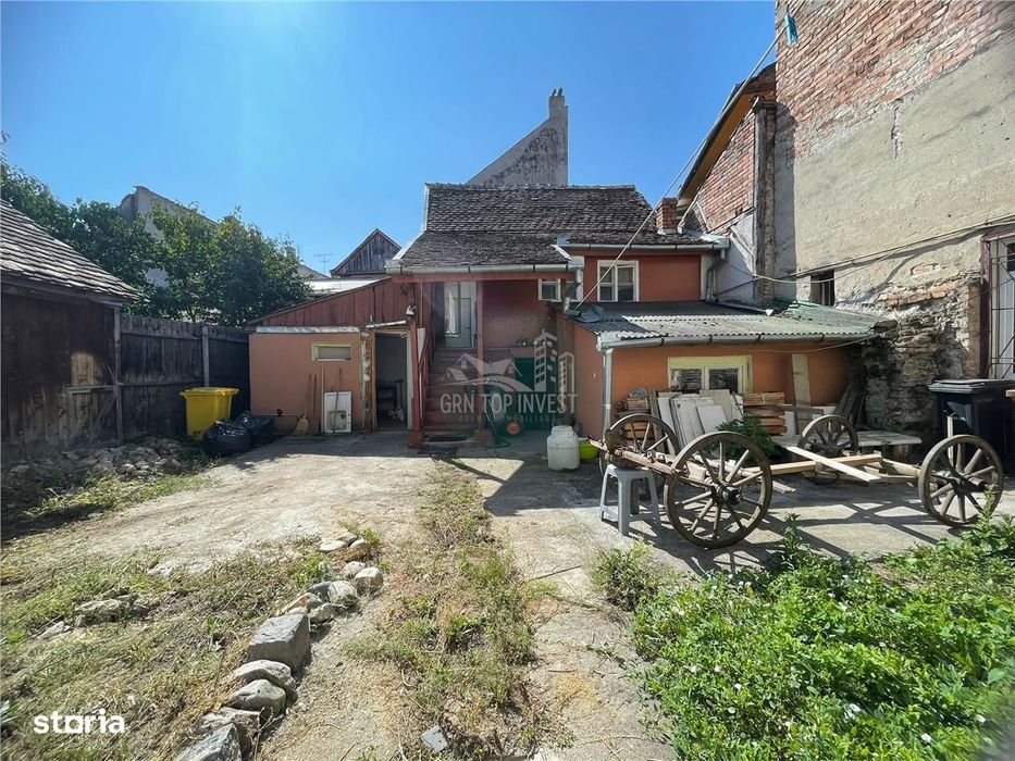 Casa 3 camere si 2 bai in zona Centrala