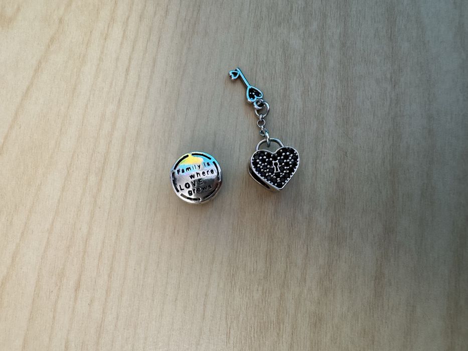 Pandora Charm original