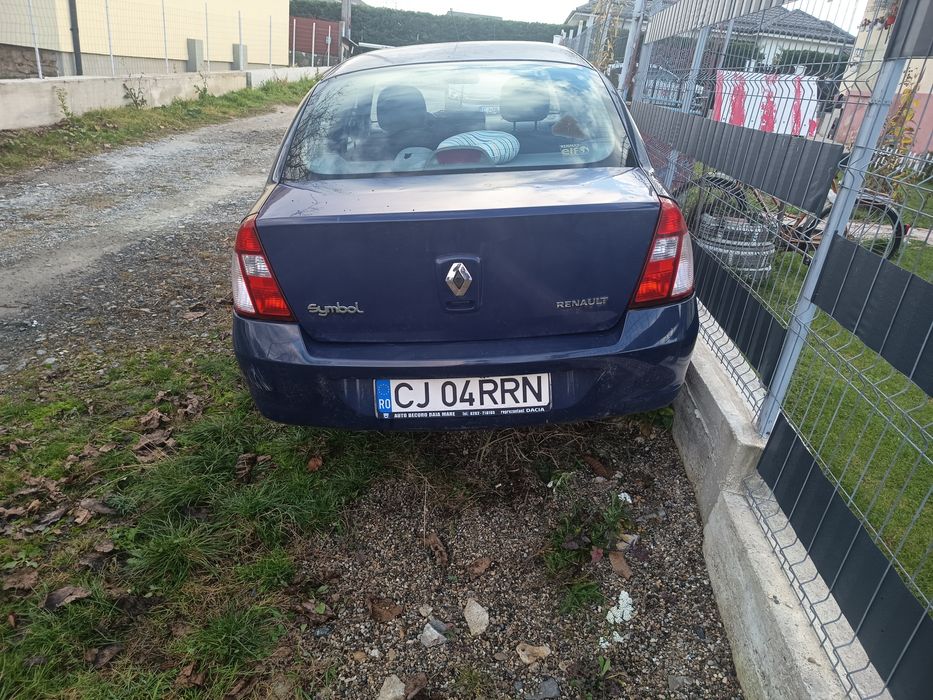Vând Renault Clio symbol