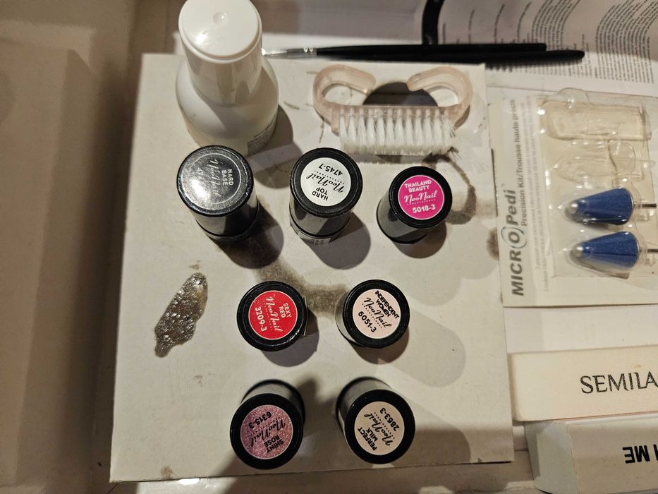 Професионална LED Лампа за маникюр NeoNails + ел. пила, лакове и пили