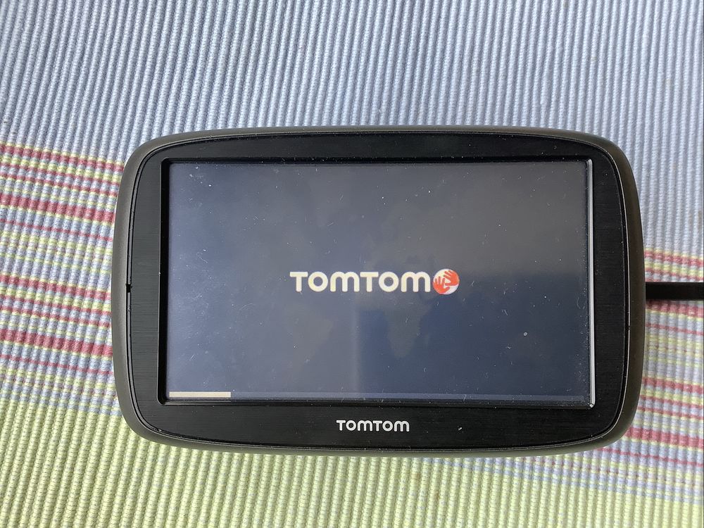 TomTom Go 50 навигация с безплатно обновяване
