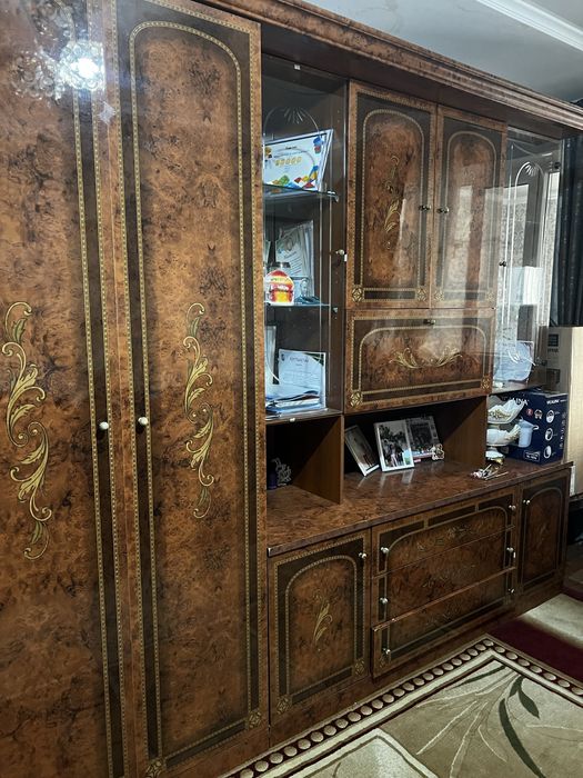 Сервант для зала!