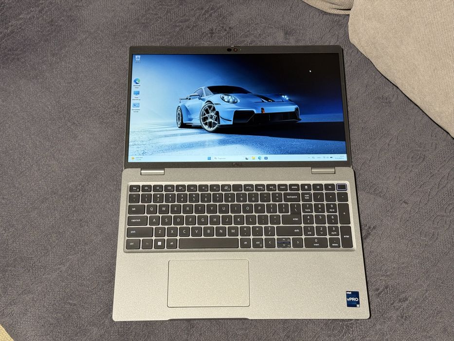 15.6’FHD IPS/i5-1250p/16GB DDR5/Dell Precision 3570/512GB SSD
