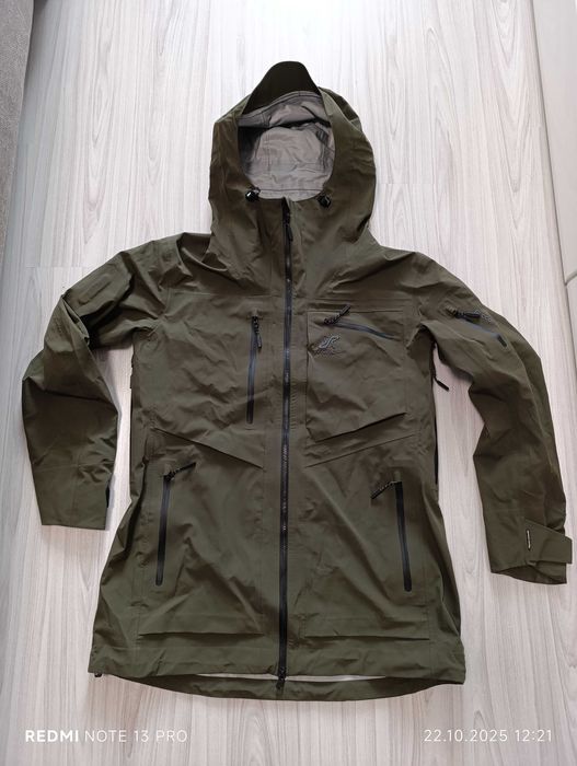 Revolution Race Cyclone Long 3L''оригинално дамско яке ХЛ размер