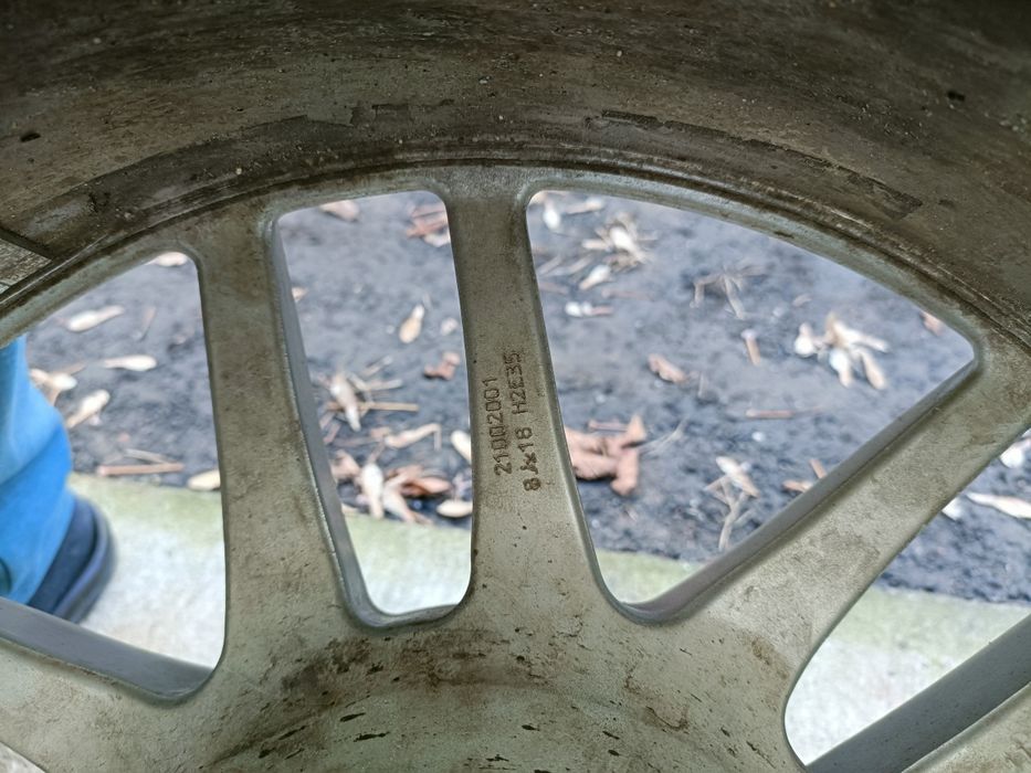 Jante modulare Oz Racing F1 18" 4x108 8j plus Anvelope 205/40/r18