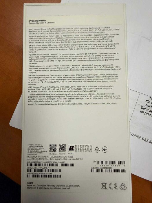 iPhone 15 PRO MAX Black Titanium Ca NOU + Air Pods Pro2 + 2 HuseKevlar