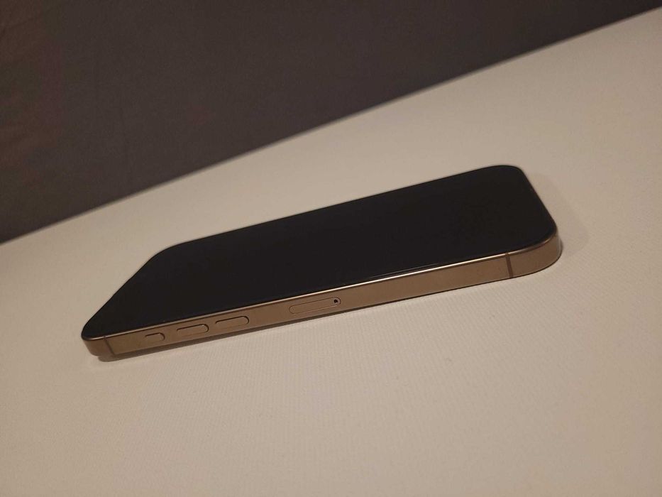 iPhone 16 Pro Max 1TB Memorie