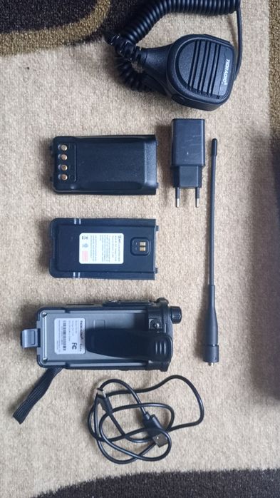 Радиостанция uhf/vhf