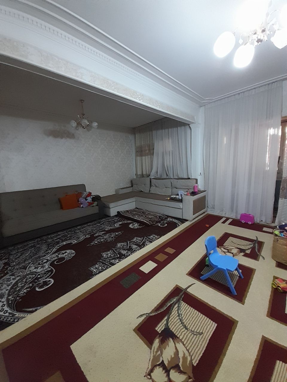 Продаётся на Карасу-3 4ком