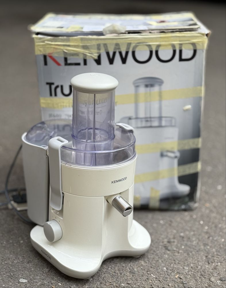 Сокоизстисквачка KENWOOD JE680