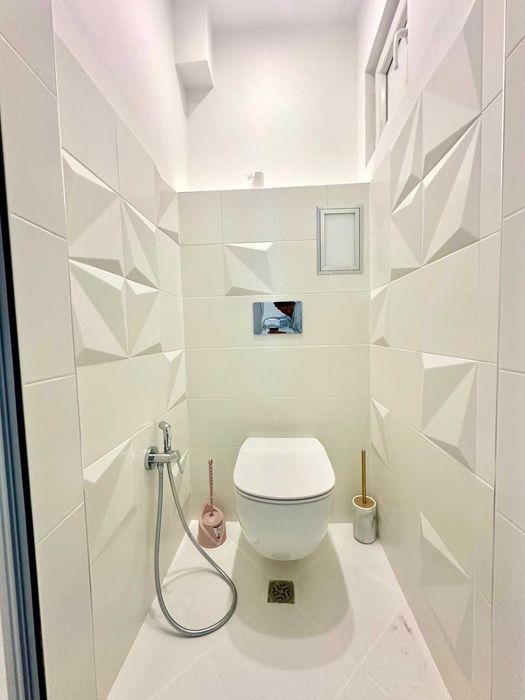 Дава се под наем Четиристаен апартамент в София, Лозенец - 116 кв.м за 2200 € - Снимка #8