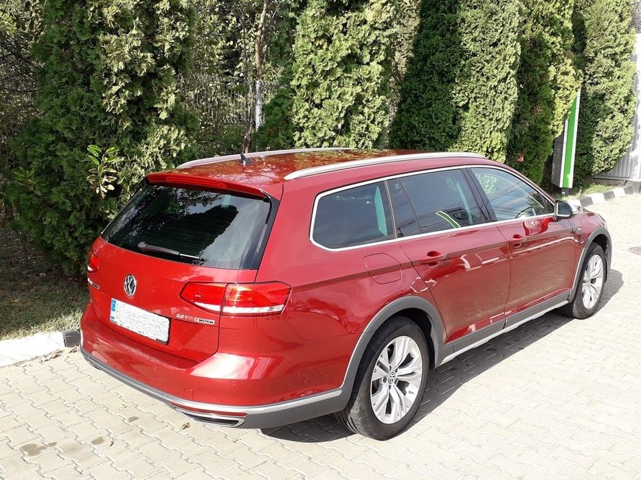 VW Passat Alltrack B8 Auto 190CP