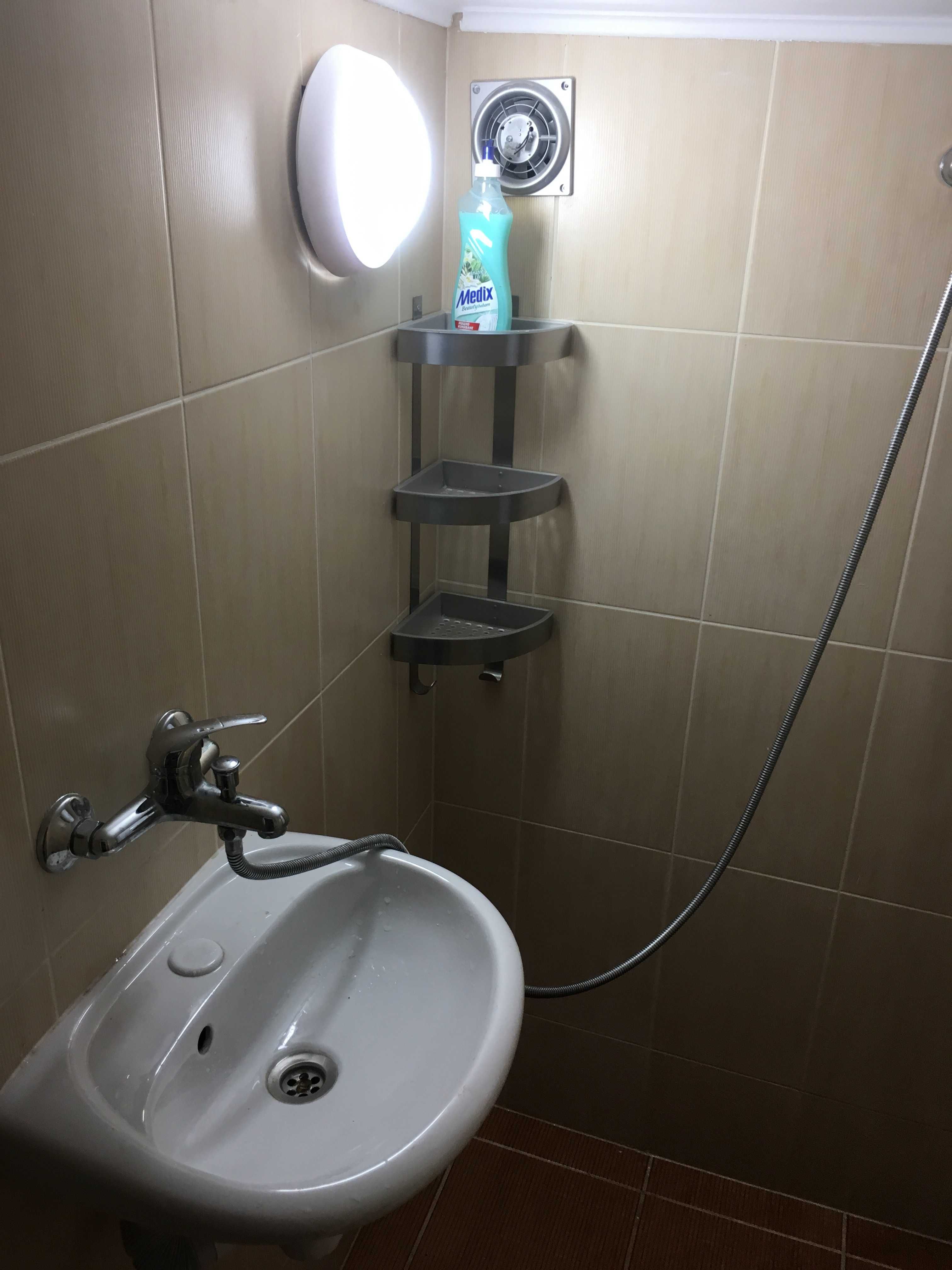 Нощувки Самостоятелно студио  наем на вечер