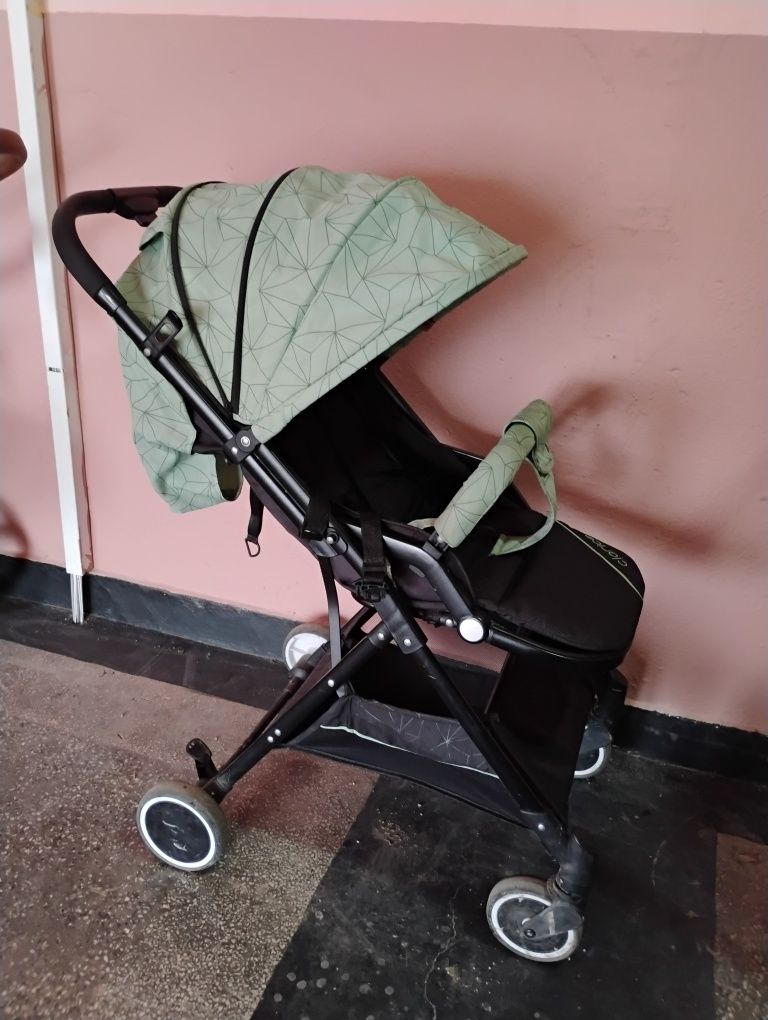 Детска количка chipolino clarise