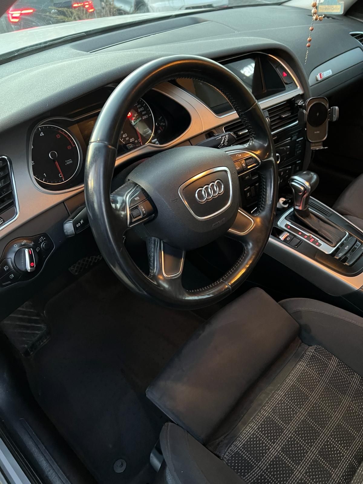 Audi A4, an 2014